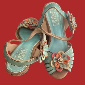 L'artiste Flower Platform Sandal Size 7 Spring Step Women's Floral Sandals -